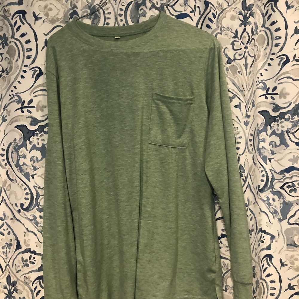 AM Long sleeve shirt